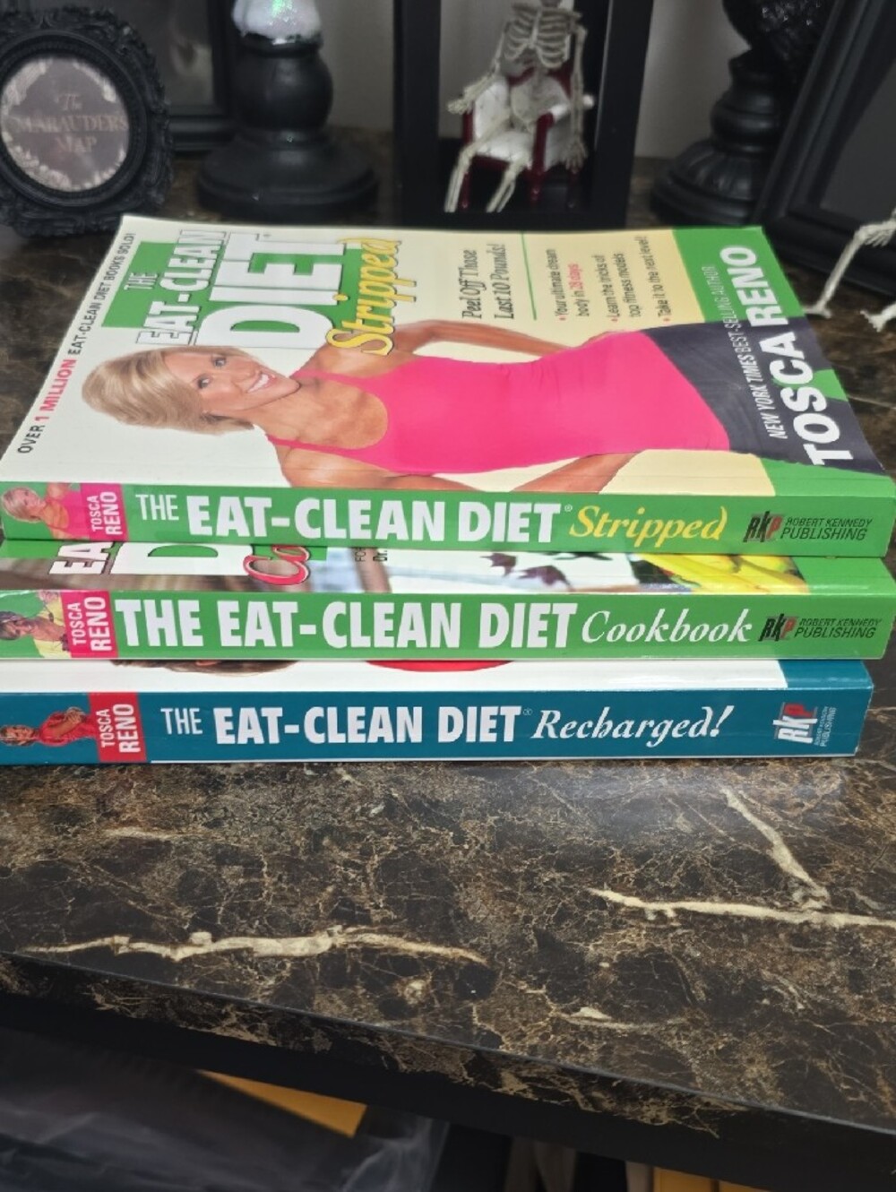 Tosca RENO Book Bundle - Picture 2 of 6